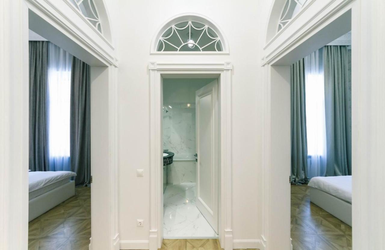 Luxury Beatiful Apartment On Pyshkinska Street Київ Екстер'єр фото
