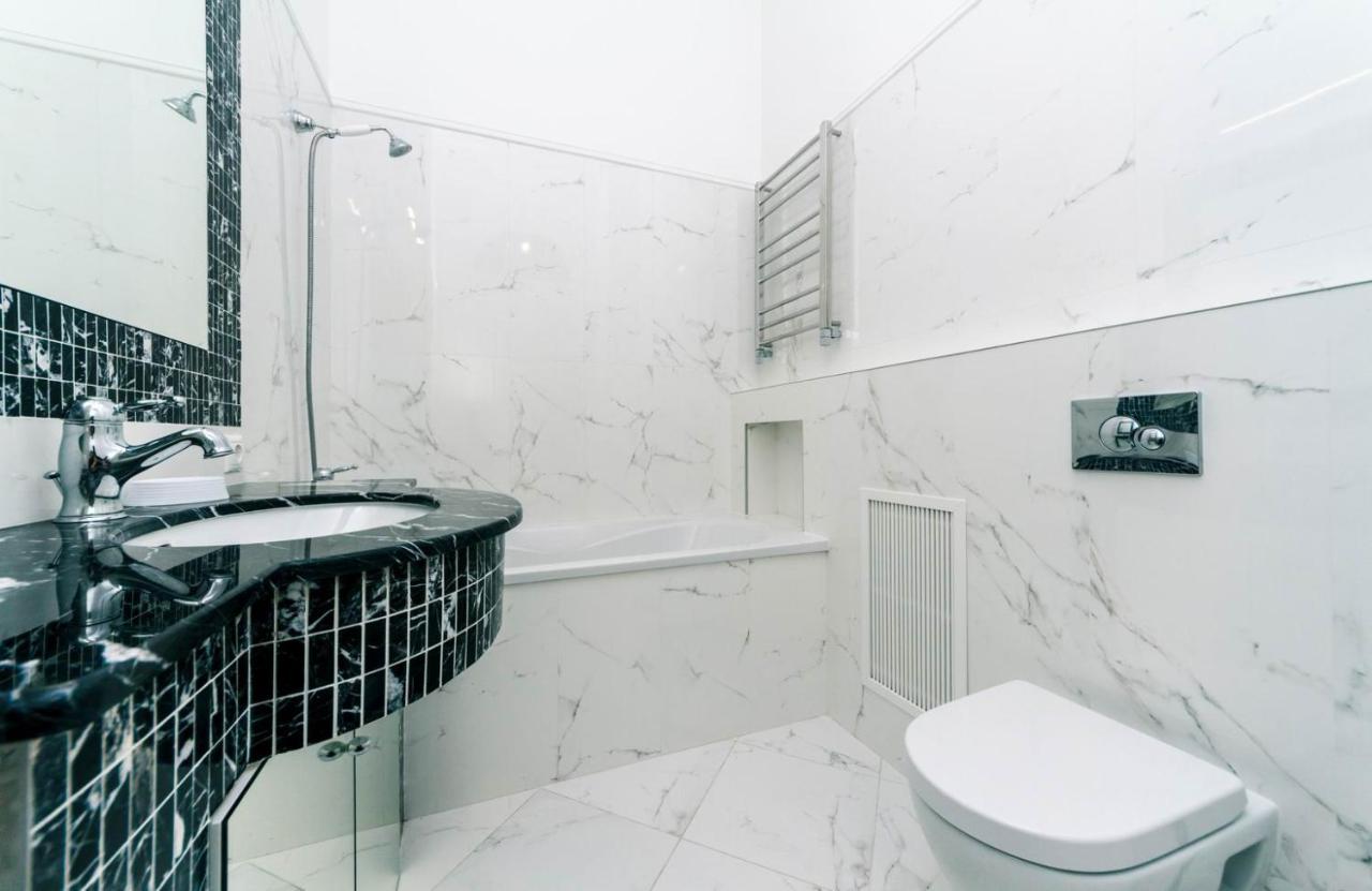 Luxury Beatiful Apartment On Pyshkinska Street Київ Екстер'єр фото